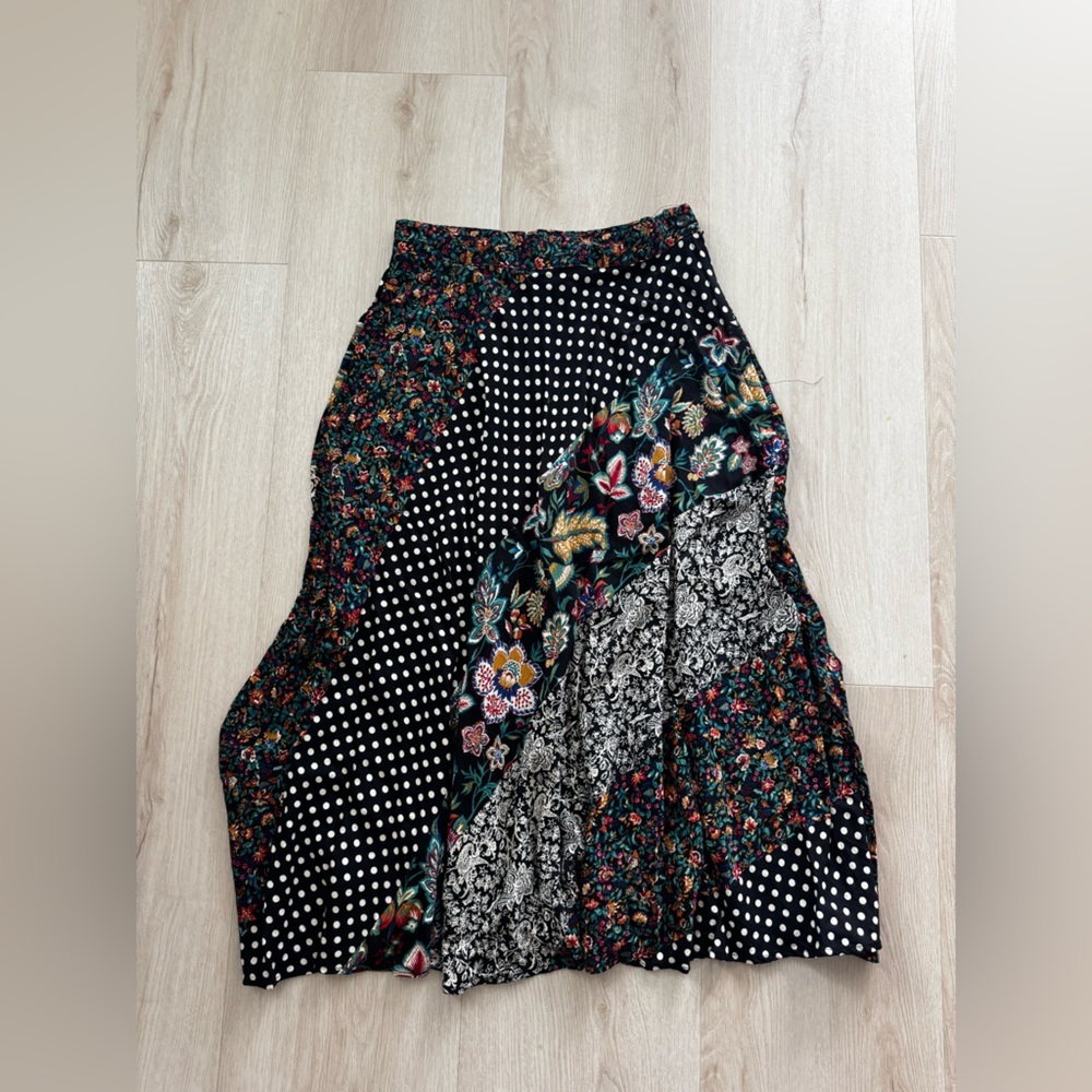Christina Black and Green Floral Skirt
